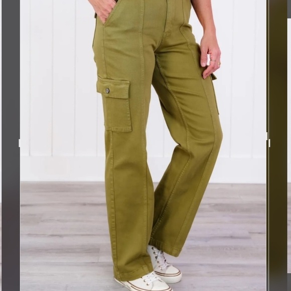 Judy Blue Green Cargo Pants Straight Leg Utilitarian - Picture 12 of 14